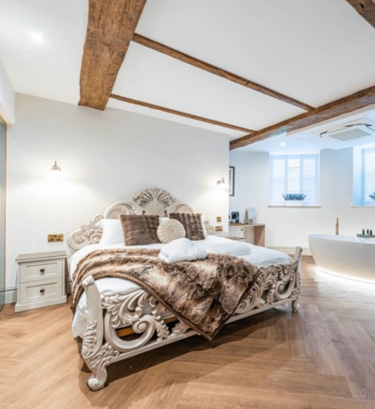 Solid Wood Beds